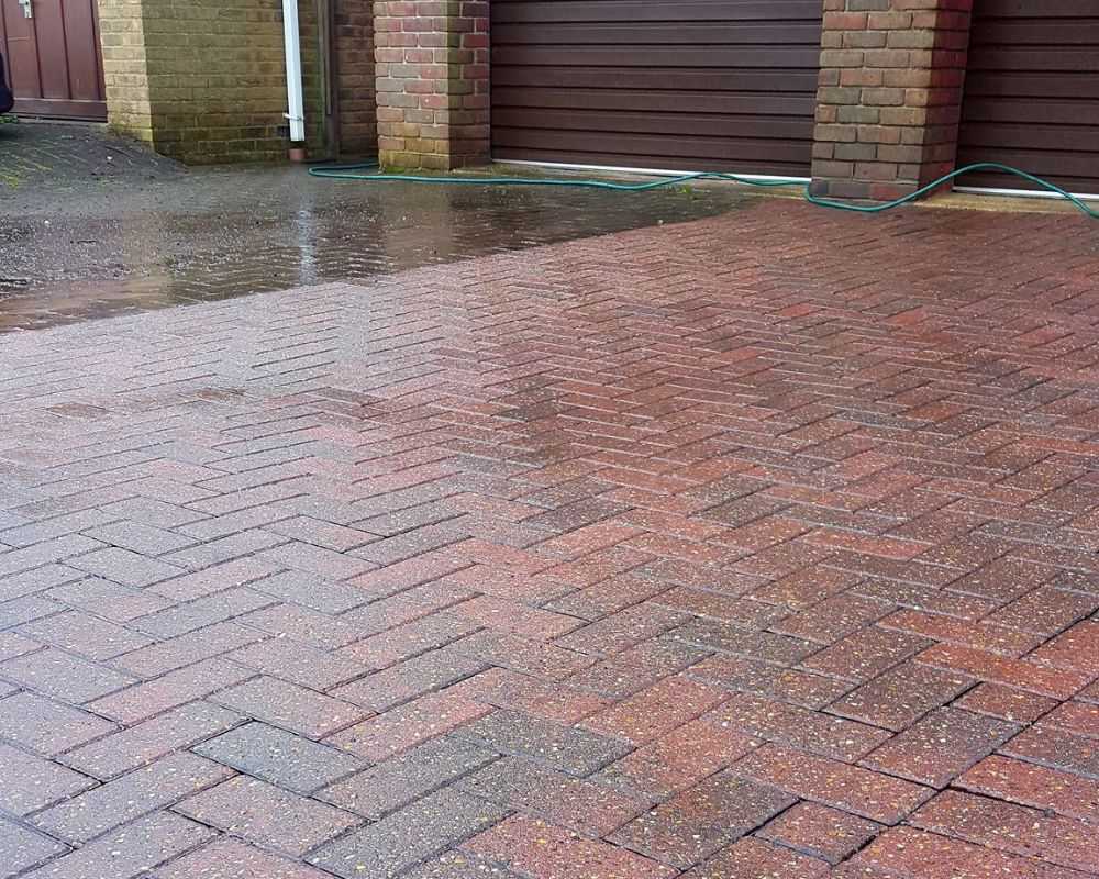 driveway cleaners in huntingdon